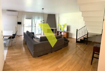 (For Sale) Residential Maisonette || Athens South/Glyfada - 150 Sq.m, 4 Bedrooms, 800.000€