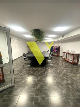 (Προς Ενοικίαση) Επαγγελματικός Χώρος Επαγγελματικός Χώρος || Αθήνα Νότια/Γλυφάδα - 288 τ.μ, 1.500€