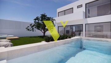 (Προς Πώληση) Κατοικία Μεζονέτα || Αθήνα Νότια/Γλυφάδα - 200 τ.μ, 4 Υ/Δ, 1.100.000€
