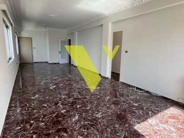 (Προς Πώληση) Κατοικία Διαμέρισμα || Αθήνα Νότια/Γλυφάδα - 115 τ.μ, 2 Υ/Δ, 280.000€