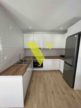 (For Rent) Residential Maisonette || Athens South/Glyfada - 90 Sq.m, 2 Bedrooms, 1.800€