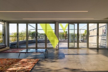 (For Sale) Residential Maisonette || Athens South/Nea Smyrni - 300 Sq.m, 4 Bedrooms, 999.000€