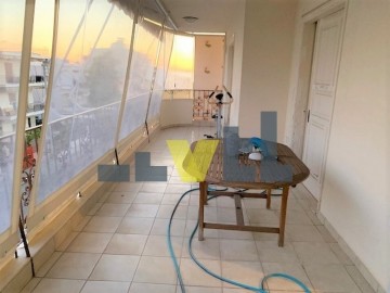 (For Sale) Residential Floor Apartment || Athens South/Glyfada - 95 Sq.m, 2 Bedrooms, 450.000€
