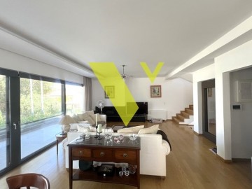 (For Sale) Residential Detached house || East Attica/Vari-Varkiza - 265 Sq.m, 4 Bedrooms, 1.350.000€