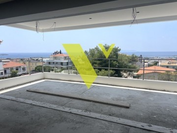 (For Sale) Residential Floor Apartment || East Attica/Voula - 170 Sq.m, 3 Bedrooms, 1.300.000€