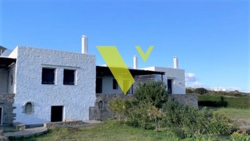 (For Sale) Residential Maisonette || Cyclades/Paros - 215 Sq.m, 3 Bedrooms, 750.000€