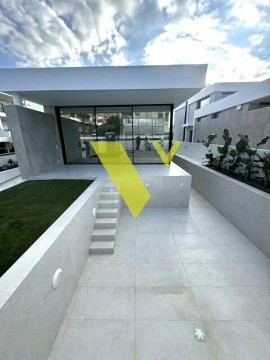 (For Sale) Residential Detached house || East Attica/Vari-Varkiza - 427 Sq.m, 5 Bedrooms, 2.000.000€