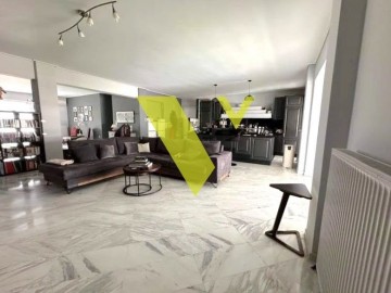 (For Sale) Residential Apartment || Athens South/Glyfada - 200 Sq.m, 3 Bedrooms, 1.450.000€