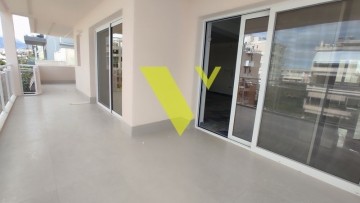 (Προς Πώληση) Κατοικία Οροφοδιαμέρισμα || Αθήνα Νότια/Γλυφάδα - 106 τ.μ, 2 Υ/Δ, 850.000€