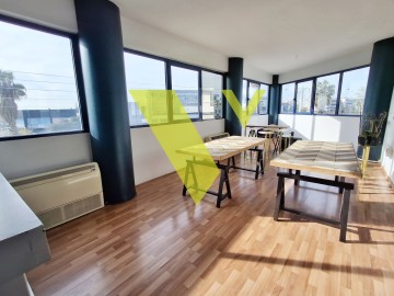 1787993 - Γραφείο Προς Ενοικίαση, Αργυρούπολη, 200 τ.μ., €2.300