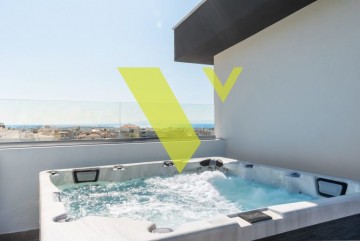 1788216 - Maisonette For sale, Glyfada, 176 sq.m., €1.635.000