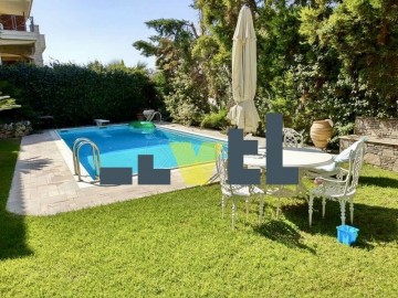 (For Sale) Residential Villa || East Attica/Voula - 630 Sq.m, 6 Bedrooms, 1.650.000€