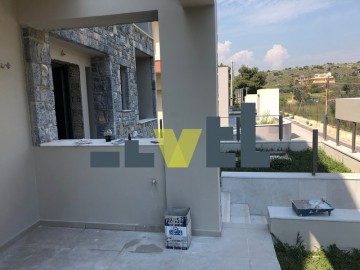 (Προς Πώληση) Κατοικία Μεζονέτα || Ανατολική Αττική/Βάρη-Βάρκιζα - 251 τ.μ, 4 Υ/Δ, 600.000€
