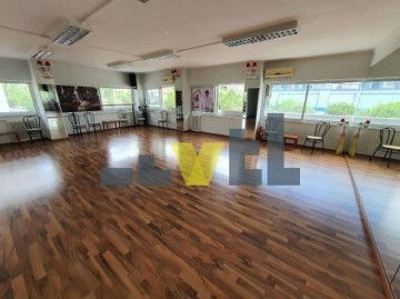 (Προς Πώληση) Επαγγελματικός Χώρος Κατάστημα || Αθήνα Νότια/Άλιμος - 157 τ.μ, 260.000€