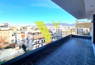 (Προς Πώληση) Κατοικία Μεζονέτα || Αθήνα Νότια/Παλαιό Φάληρο - 136 τ.μ, 4 Υ/Δ, 600.000€