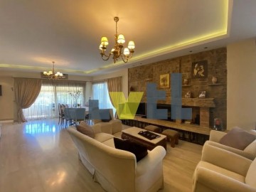 (Προς Ενοικίαση) Κατοικία Διαμέρισμα || Αθήνα Νότια/Γλυφάδα - 176 τ.μ, 3 Υ/Δ, 1.800€