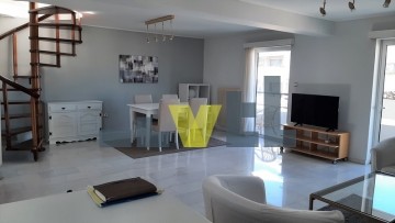 (For Rent) Residential Maisonette || Athens South/Palaio Faliro - 120 Sq.m, 3 Bedrooms, 1.350€