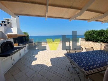 (For Sale) Residential Floor Apartment || East Attica/Voula - 191 Sq.m, 5 Bedrooms, 2.000.000€