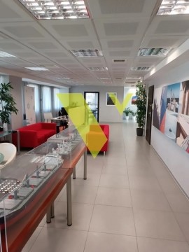 (Προς Ενοικίαση) Επαγγελματικός Χώρος Γραφείο || Αθήνα Νότια/Γλυφάδα - 308 τ.μ, 9.300€