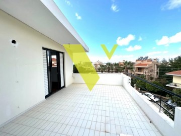 (For Sale) Residential Maisonette || East Attica/Voula - 220 Sq.m, 3 Bedrooms, 800.000€