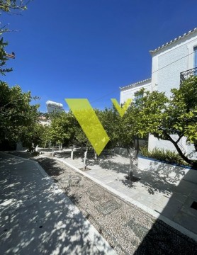 (For Sale) Residential Detached house || Piraias/Spetses - 210 Sq.m, 4 Bedrooms, 1.500.000€