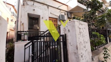 (For Sale) Residential Detached house || Athens South/Alimos - 143 Sq.m, 180.000€
